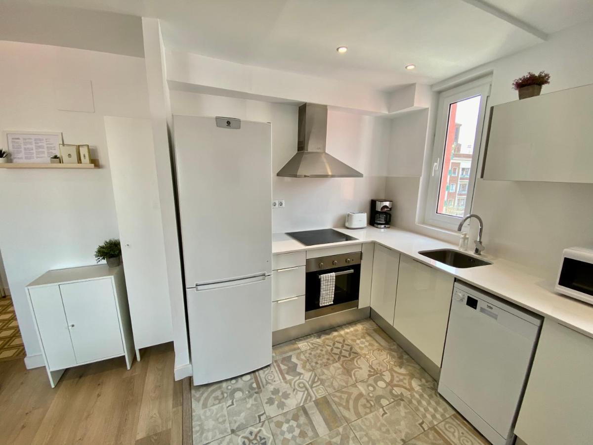 Suite Apartment Anselm Barcelona Cornellà de Llobregat Zewnętrze zdjęcie